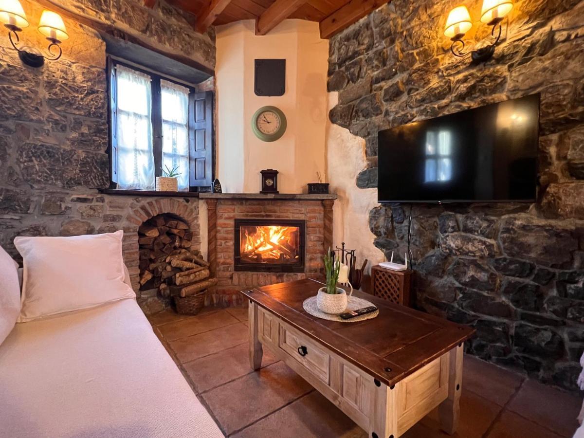 Casa Rural Casa Cerezal กังกัส เด โอนิส ภายนอก รูปภาพ