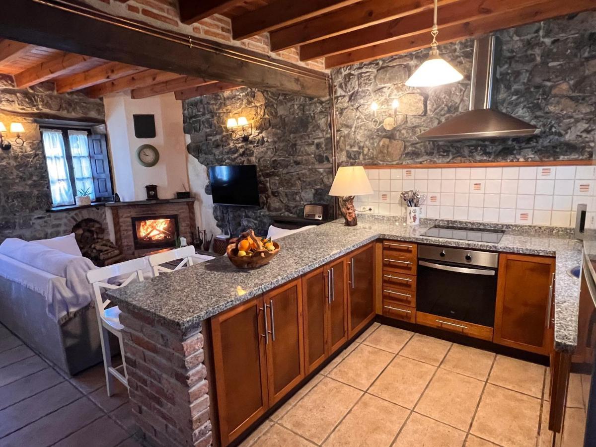 Casa Rural Casa Cerezal กังกัส เด โอนิส ภายนอก รูปภาพ