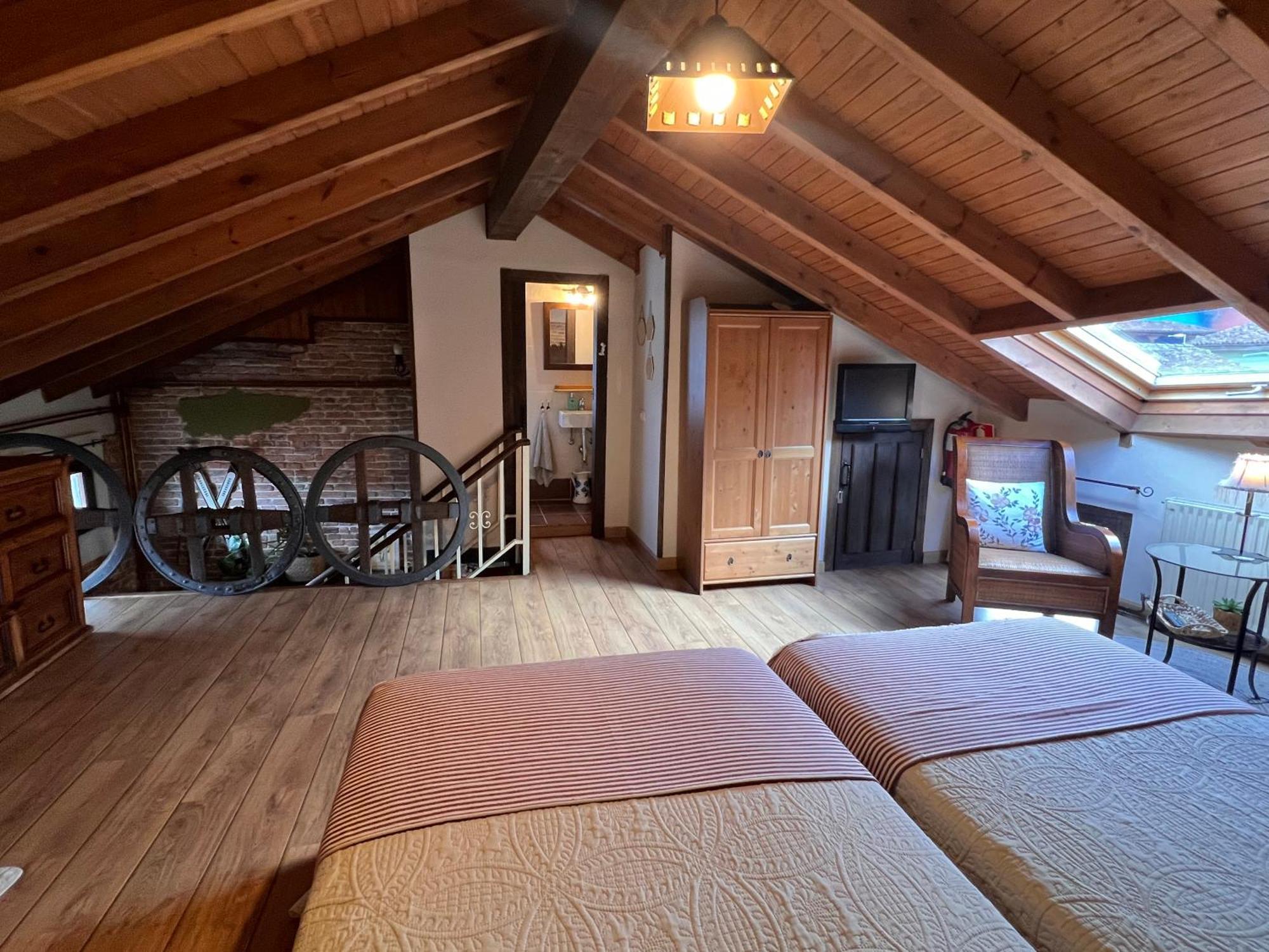 Casa Rural Casa Cerezal กังกัส เด โอนิส ภายนอก รูปภาพ