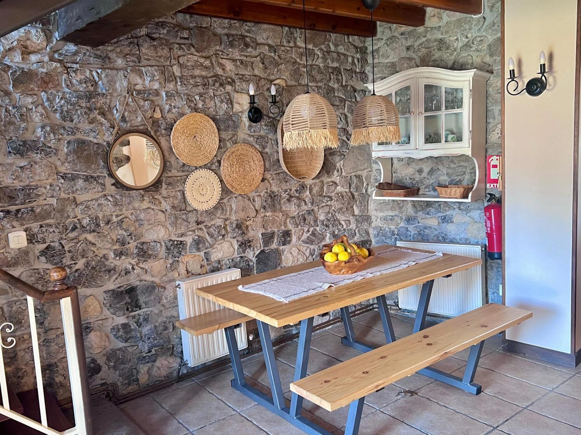 Casa Rural Casa Cerezal กังกัส เด โอนิส ภายนอก รูปภาพ